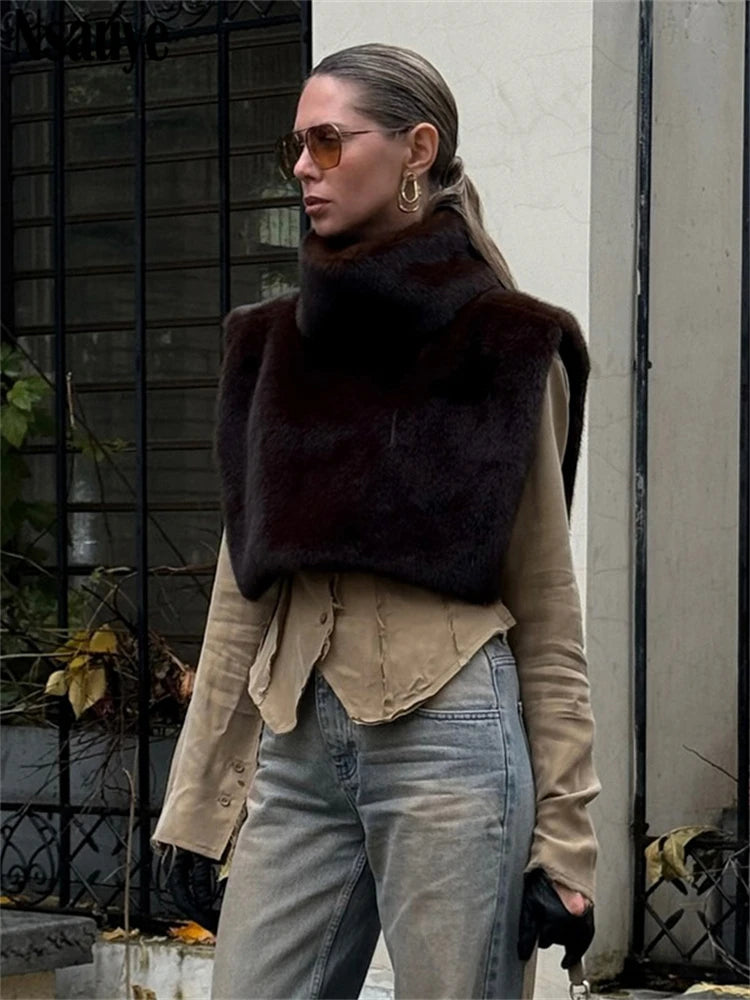 Nsauye 2024 Winter New Female Chic Fashion Sleeveless Faux Fur Women's Coat Thickened Warm Jackets Outerwear Tops Ladies Coats