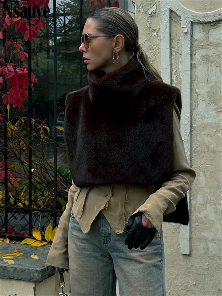 Nsauye 2024 Winter New Female Chic Fashion Sleeveless Faux Fur Women's Coat Thickened Warm Jackets Outerwear Tops Ladies Coats